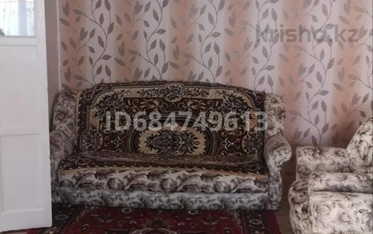 Дом · 2 комнаты · 50 м², Алтынсарина 11 за 20 000 〒 в Бурабае — фото 2