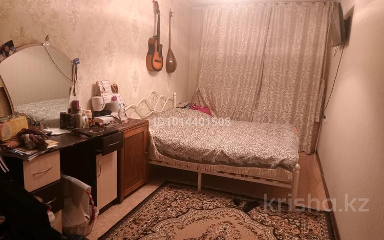 3-комнатная квартира · 59 м² · 1/4 этаж, мкр №9 26 за 35 млн ₸ в Алматы, Ауэзовский р-н — фото 2