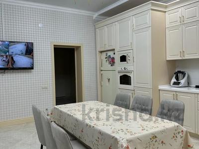 3-комнатная квартира, 100 м², 2/5 этаж, мкр. Алтын орда 9/5 за 34 млн 〒 в Актобе, мкр. Алтын орда