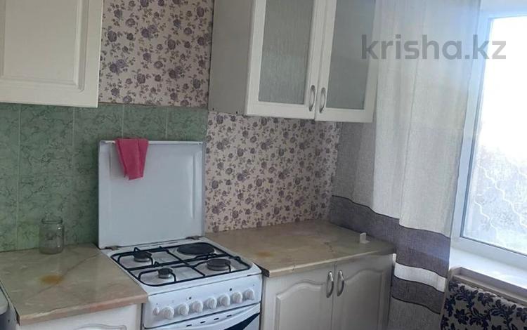 1-бөлмелі пәтер · 30 м² · 1/5 қабат, 66 квартал, бағасы: 12 млн ₸ в Семее — фото 2