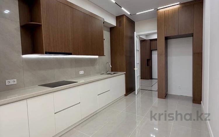 3-комнатная квартира · 100 м², 39-й мкр 14 за 46.9 млн ₸ в Актау — фото 2