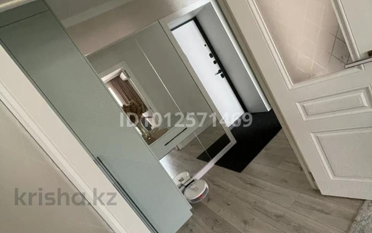 2-бөлмелі пәтер · 50 м² · 3/9 қабат, Бараева 25, бағасы: 31 млн ₸ в Астане, р-н Байконур — фото 2
