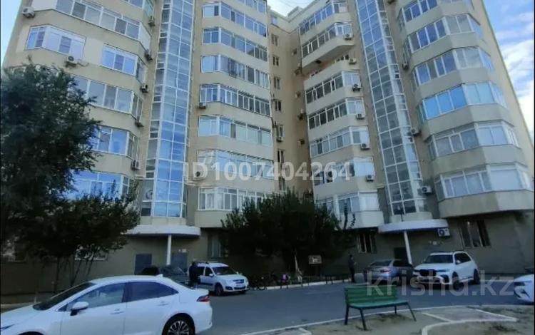 3-бөлмелі пәтер · 95 м² · 6/9 қабат, Студенческий 190Б — Рядом Университет Х.Досмухамбетова, бағасы: 47 млн ₸ в Атырау — фото 2