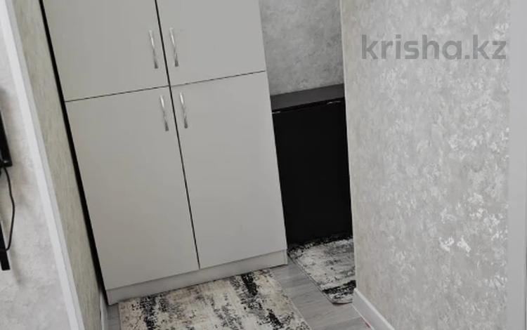 2-бөлмелі пәтер · 41 м² · 2/5 қабат, мкр Аксай-4 29, бағасы: 31.5 млн ₸ в Алматы, Ауэзовский р-н — фото 2