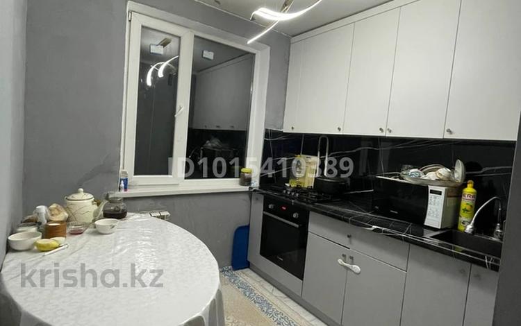 3-бөлмелі пәтер · 63 м² · 5/5 қабат, Курмангазы 102, бағасы: 21 млн ₸ в Уральске — фото 2