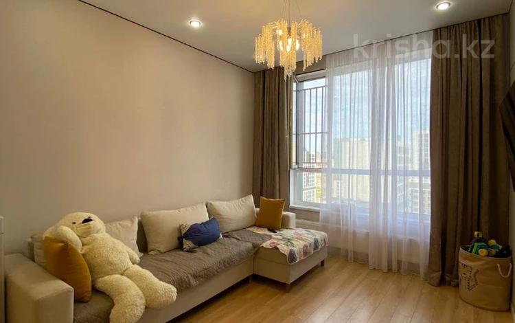 3-комнатная квартира · 70 м² · 17/18 этаж, Е 36 за 55 млн ₸ в Астане, Нура р-н — фото 2