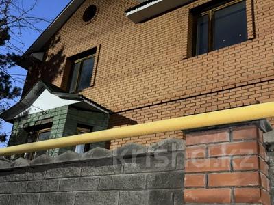 Жеке үй · 6 бөлме · 320 м² · 6 сот., мкр Шубар, Алмапыс батыр 42, бағасы: 210 млн 〒 в Астане, Есильский р-н