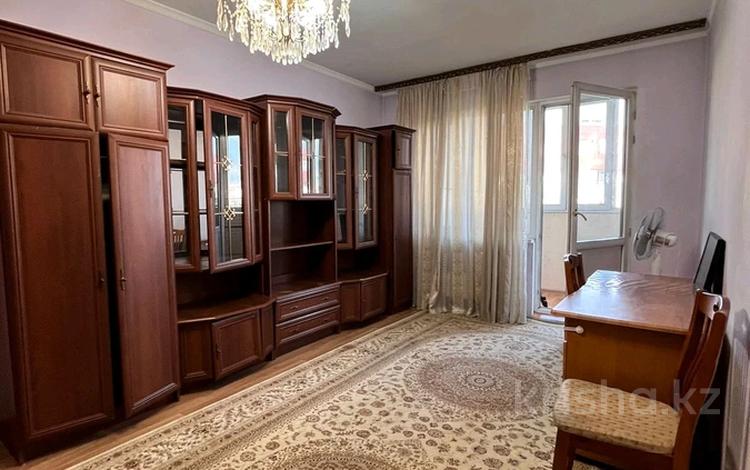 1-комнатная квартира, 40 м², 4/6 этаж помесячно, мкр Кокжиек