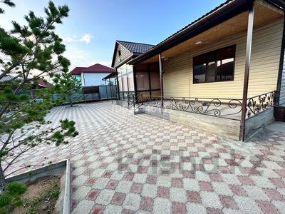 Жер үй мен саяжайлар в Улытау обл.: Жеке үй · 4 бөлме · 180 м² · 10 сот., Маргулана, бағасы: 90 млн 〒 Жеке үй · 4 бөлме · 180 м² · 10 сот., Маргулана, бағасы: 90 млн 〒 в Жезказгане