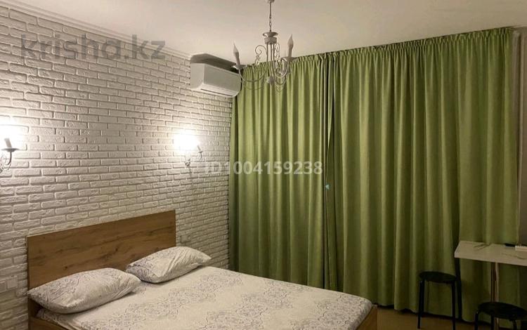 1-бөлмелі пәтер · 21 м² · 1 қабат, мкр №5 23 — Абая Алтынсарина (Правды) метро Москва, бағасы: 1 500 〒 в Алматы, Ауэзовский р-н — фото 2