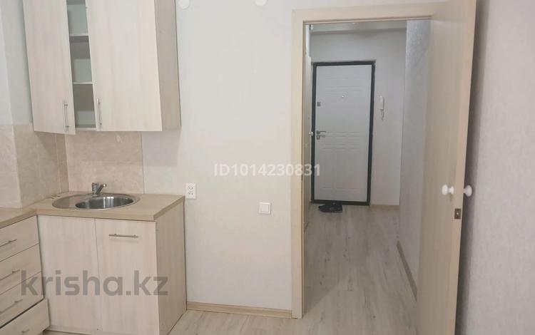 1-бөлмелі пәтер · 45 м² · 1/10 қабат, Есенберлина 13/7, бағасы: 18 млн ₸ в Усть-Каменогорске — фото 2