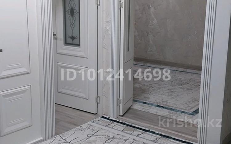 4-комнатная квартира · 80 м² · 1/5 этаж, Мкр. Карасу 8 за 35 млн ₸ в Шымкенте, Аль-Фарабийский р-н — фото 2