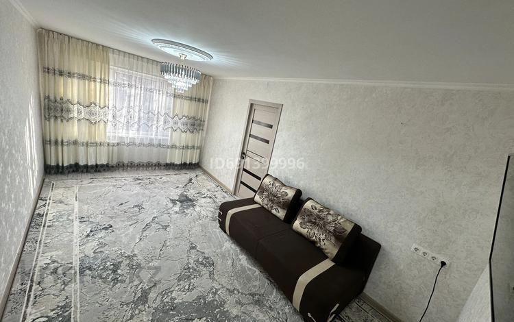 3-комнатная квартира, 54.9 м², 1/5 этаж, Кунаева 36 за 14.7 млн 〒 в Кентау — фото 2