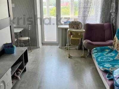 3-комнатная квартира · 62 м² · 5/5 этаж, Труда за ~ 20.5 млн 〒 в Петропавловске