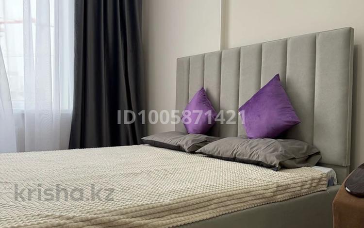 1-бөлмелі пәтер · 47 м² · 10/10 қабат, Байтурсынова 43 — Жургенова, бағасы: 15 000 ₸ в Астане, Алматы р-н — фото 2