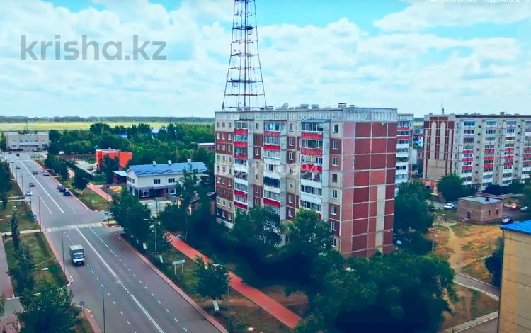 3-комнатная квартира, 67 м², 2/9 этаж, 4 мкр 37 за 13.9 млн 〒 в Лисаковске — фото 2