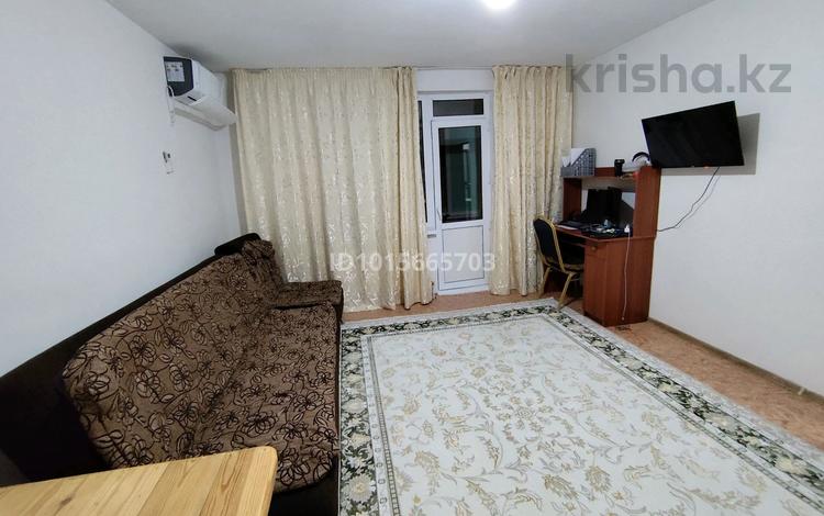 3-комнатная квартира · 82 м² · 5/5 этаж, мкр Береке за 240 000 ₸ в Атырау — фото 2