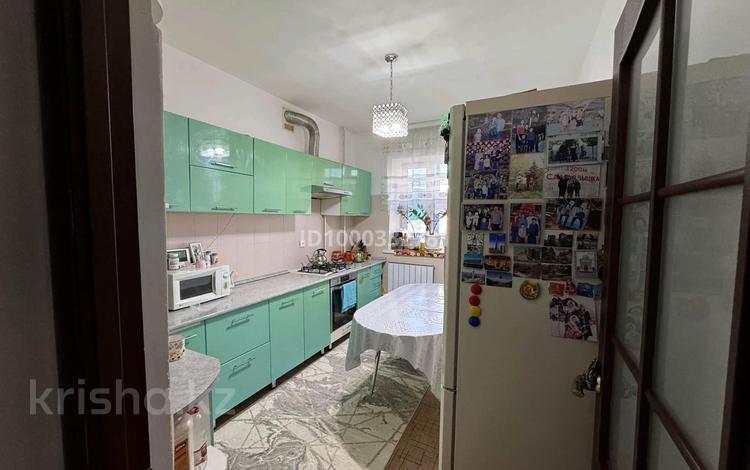 2-комнатная квартира · 56.7 м² · 7/9 этаж, 2 мкр 12в за ~ 16.6 млн ₸ в Актобе — фото 2