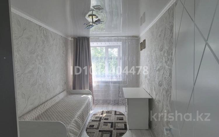 2-бөлмелі пәтер · 44 м² · 2/5 қабат, Шаяхметова 165 — 5 школа, бағасы: 21 млн ₸ в Костанае — фото 2