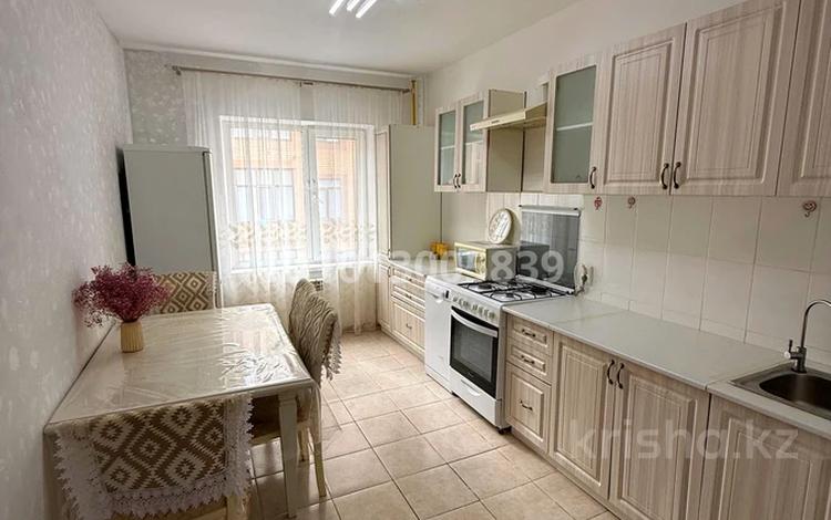 2-комнатная квартира · 60 м² · 3/5 этаж, мкр Нурсая, Мкрн Нурсая 1/3 — Колледж APEC, Технодом, НИШ за 20 млн ₸ в Атырау — фото 17