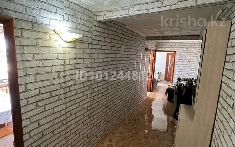 3-бөлмелі пәтер · 90 м² · 7/9 қабат, мкр Юго-Восток, Мкр Юго-Восток, 27й микрорайон Карбышева 12, бағасы: 180 000 ₸ в Караганде, Казыбек би р-н — фото 2