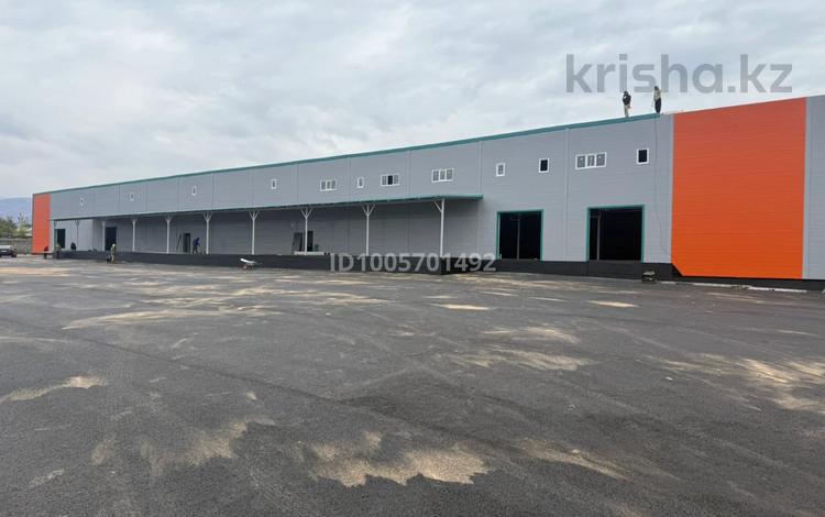 Офисы, склады · 864 м² за ~ 3.9 млн 〒 в Булактах — фото 2