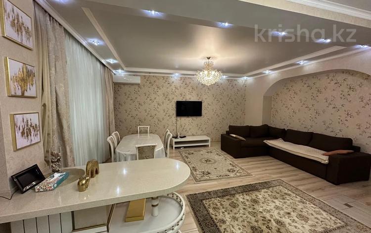 2-комнатная квартира · 110 м² · 1/11 этаж, Академика Сатпаева 336 за 400 000 ₸ в Павлодаре — фото 2