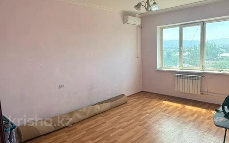 2-бөлмелі пәтер · 60 м² · 8/9 қабат, мкр Аксай-3 7, бағасы: 36.5 млн ₸ в Алматы, Ауэзовский р-н — фото 2