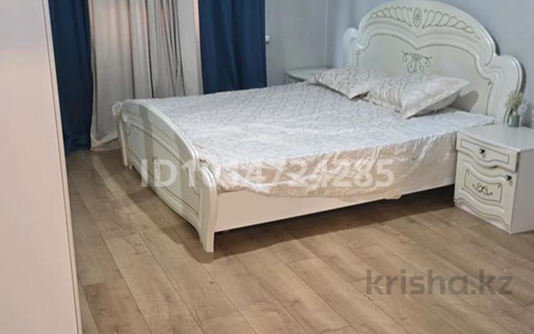 1-комнатная квартира · 42 м² · 1/9 этаж, мкр Тастак-3, Ислама Каримова 87 — Толеби за 250 000 ₸ в Алматы, Алмалинский р-н — фото 2