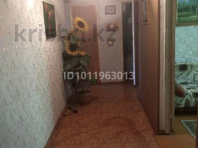 3-комнатная квартира · 60 м² · 2/8 этаж, ул. Александра Затаевича 77А за 25 млн ₸ в Караганде, Казыбек би р-н