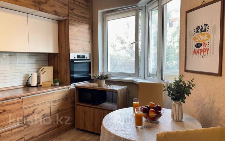 3-бөлмелі пәтер · 120 м² · 2/5 қабат, мкр Думан-2 6, бағасы: 400 000 ₸ в Алматы, Медеуский р-н — фото 13