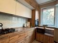 3-бөлмелі пәтер · 120 м² · 2/5 қабат, мкр Думан-2 6, бағасы: 400 000 ₸ в Алматы, Медеуский р-н — фото 8