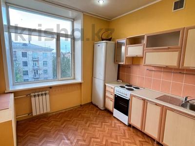 1-комнатная квартира · 39 м² · 5/5 этаж, Едыге Би 82 — СТАЛИНКА за 12.8 млн 〒 в Павлодаре