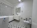 2-комнатная квартира · 70 м² · 8/12 этаж, Сыганак 64 за 300 000 ₸ в Астане, Есильский р-н — фото 4