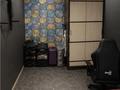 3-комнатная квартира · 48 м² · 4/5 этаж, Пришахтинск, 22й микрорайон 18 за 15 млн ₸ в Караганде, Алихана Бокейханова р-н — фото 3