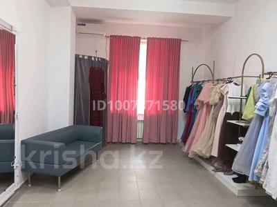 Бизнеса прокат платьев, без помещения · 40 м² за 900 000 〒 в Актау, 17-й мкр
