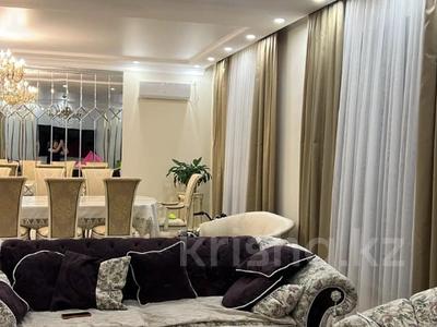 5-комнатная квартира · 180 м² · 3/9 этаж, Баисейтова за 125 млн ₸ в Семее