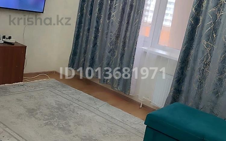 1-бөлмелі пәтер · 40 м² · 15/17 қабат, Юго-Восток ш/а., Мкр Юго-Восток Бауыржан Момышулы 24 — Возле школы 103, бағасы: 12 000 ₸ в Караганде, Казыбек би р-н — фото 2