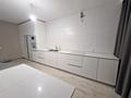 2-комнатная квартира · 74 м² · 1/12 этаж, мкр Юго-Восток, Республики — Ледовый дворец спорта "Караганда-Арена", Карагандинская городская мечеть №1 за 28 млн ₸ в Казыбек би р-н — фото 6