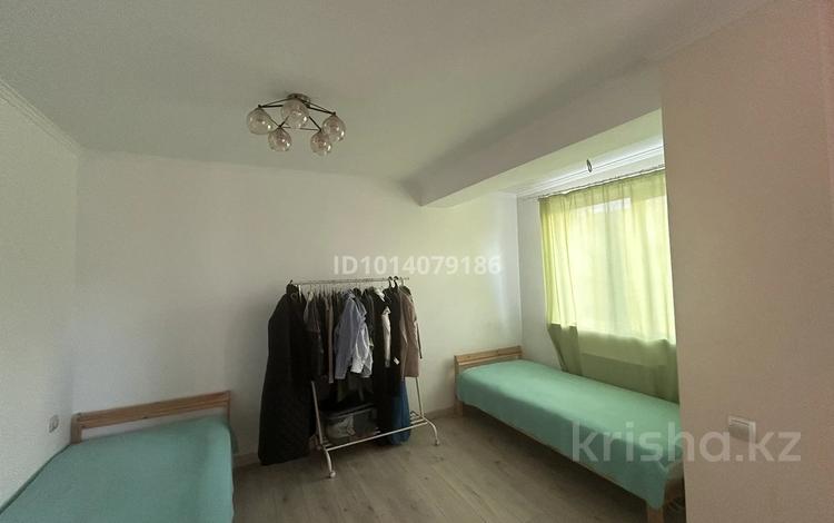 2-бөлмелі пәтер · 44.5 м² · 8/10 қабат, Мкр Аксай, Б. Момышулы 25, бағасы: 35 млн ₸ в Алматы, Ауэзовский р-н — фото 2