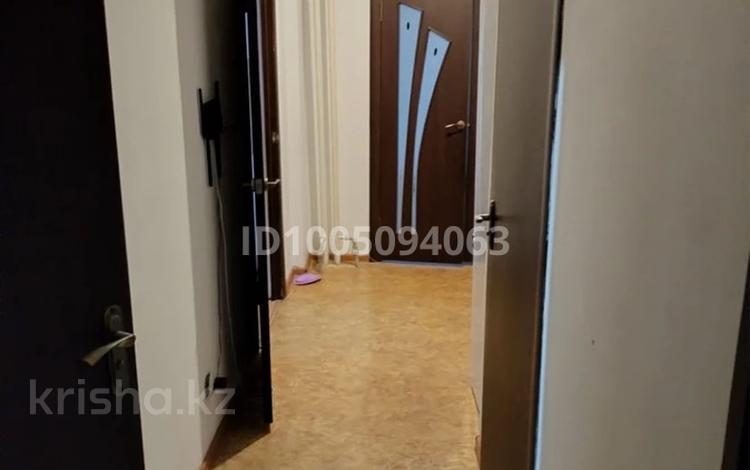 2-бөлмелі пәтер · 56.7 м² · 4/5 қабат, Ұлы дала 15 мкр 8, бағасы: 19 млн 〒 в Таразе — фото 2