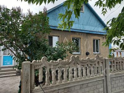 Отдельный дом · 7 комнат · 100 м² · 10 сот., Пришахтинск, Кооперации 115 за 17.5 млн 〒 в Караганде, Алихана Бокейханова р-н