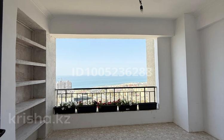 4-бөлмелі пәтер · 182 м² · 14/18 қабат, 14-й мкр 73, бағасы: 125 млн ₸ в Актау — фото 3