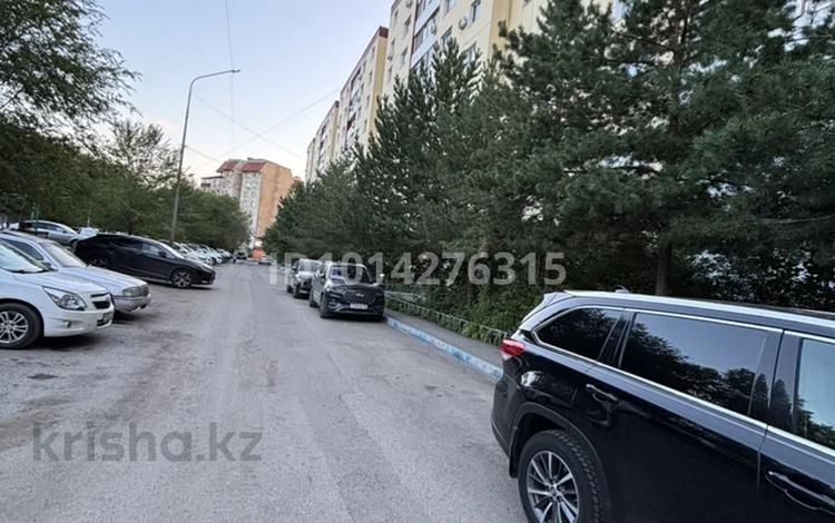 2-комнатная квартира · 65 м² · 6/9 этаж, мкр Юго-Восток, Шахтёров 31А за 28 млн ₸ в Караганде, Казыбек би р-н — фото 2