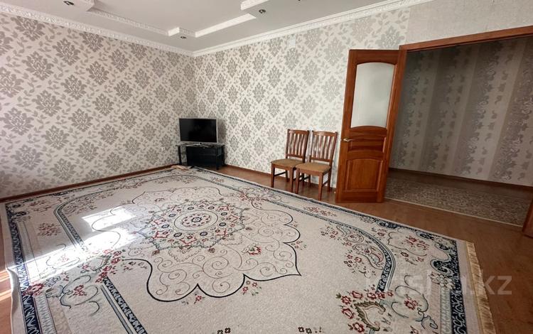 3-комнатная квартира · 90 м² · 1/5 этаж, мкр. Алтын орда, Тауелсиздик за 35 млн ₸ в Актобе — фото 3