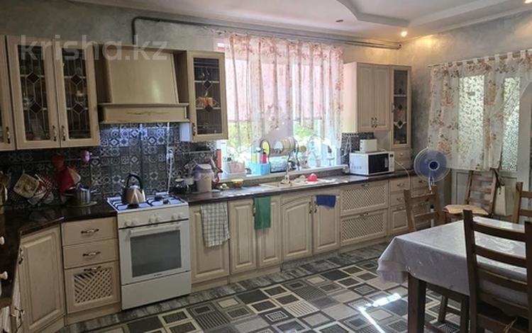 Отдельный дом · 6 комнат · 301 м² · 6 сот., Кемеңгер 25 за 53 млн ₸ в Уральске — фото 3