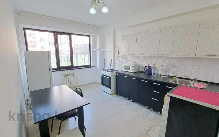 2-комнатная квартира, 56 м², 1/6 этаж, жунисова