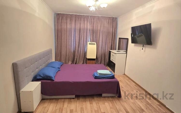 1-комнатная квартира · 35 м² · 1/4 этаж, мкр №10 А 11 — Шаляпина Береговой за 15 000 ₸ в Алматы, Ауэзовский р-н — фото 2