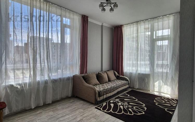 2-комнатная квартира · 57 м² · 5/9 этаж, Туран 57/5 за 320 000 ₸ в Астане, Нура р-н — фото 5