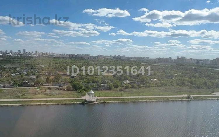 5-бөлмелі пәтер · 189 м² · 11/18 қабат, Е 882 участок 7, бағасы: 165 млн ₸ в Астане, Сарыарка р-н — фото 37